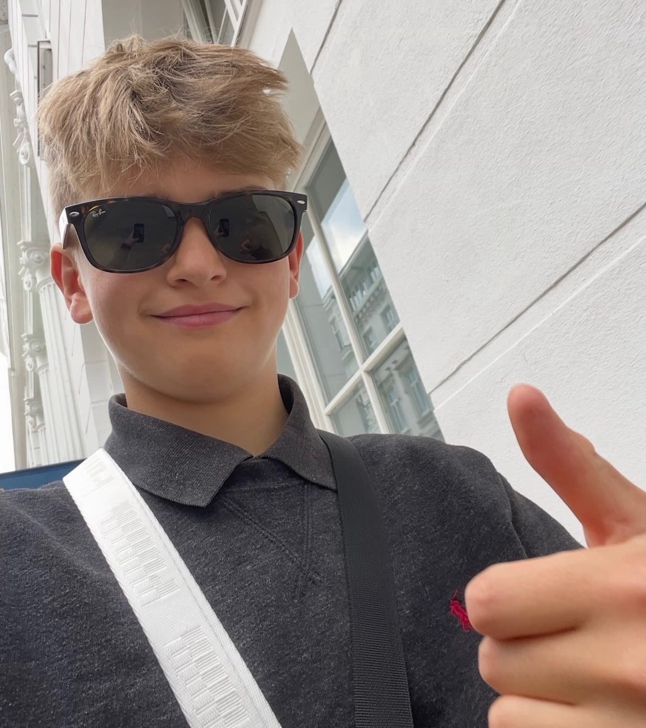 Bela mit seinem Vater